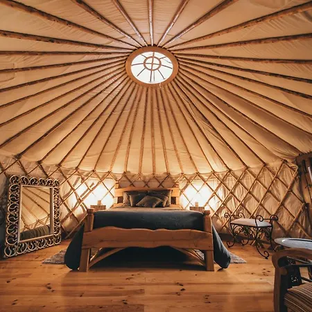 Retiro Atlântico Campismo de Luxo